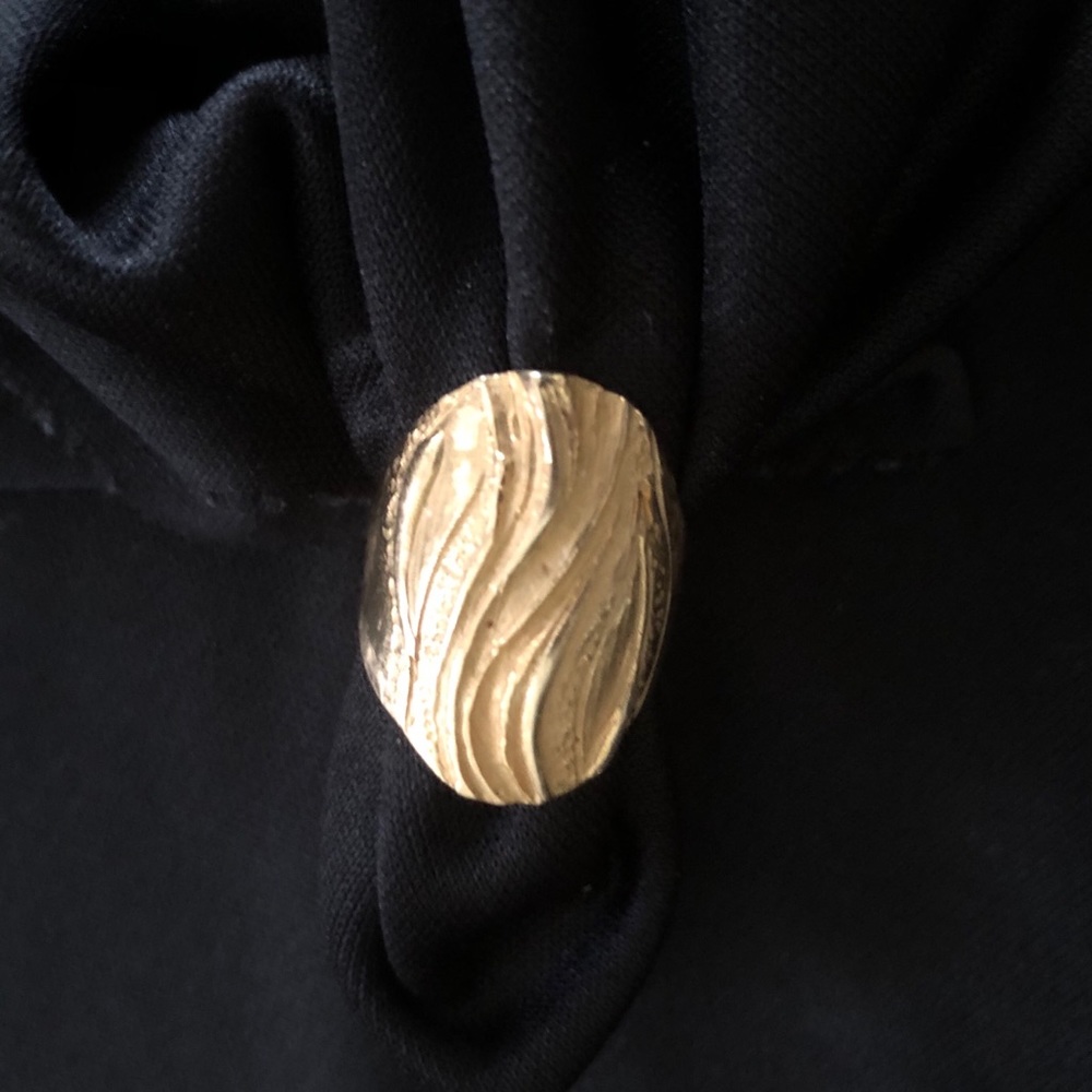 14k solid yellow gold ring. statement. comfortable